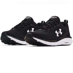 Under Armour shoes, black and white size 7